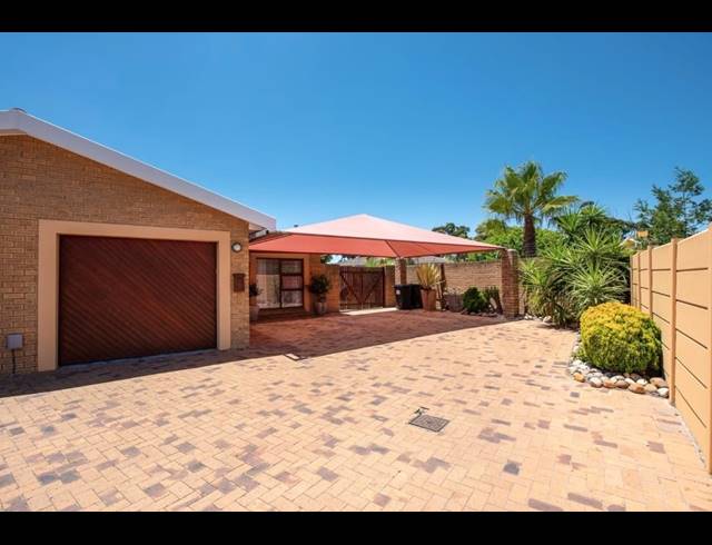 2 BEDROOM HOUSE SOLD IN SONSTRAAL HEIGHTS